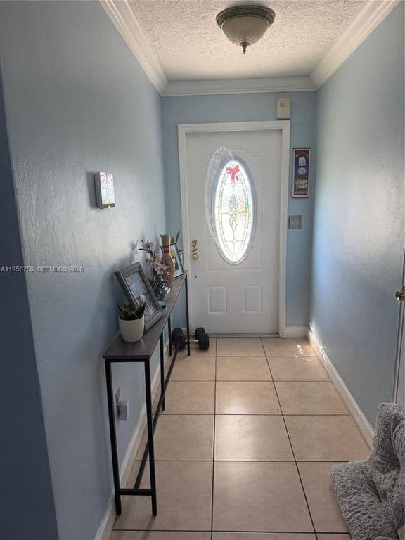 3-bedroom Single-Family Home — 19521 NW 38th Ave