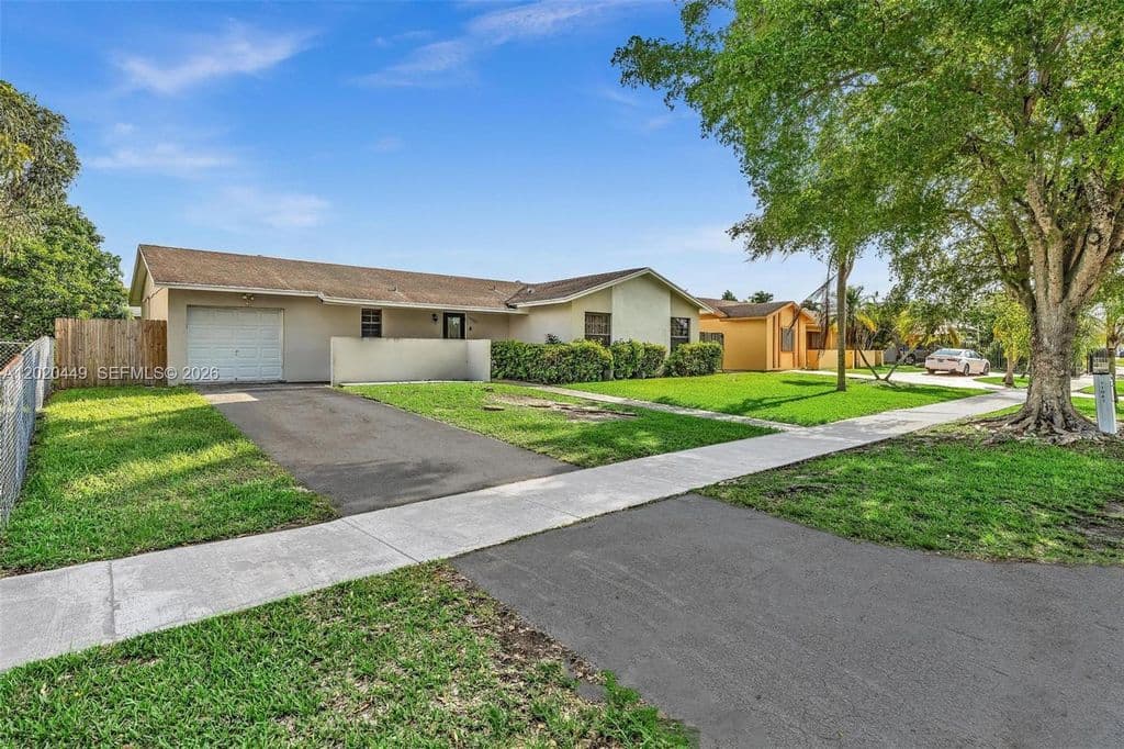 4+1 Müstakil ev — 11061 SW 163rd St