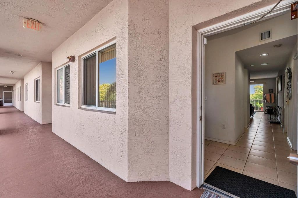 2+1 Condo — 7735 Yardley Drive #305