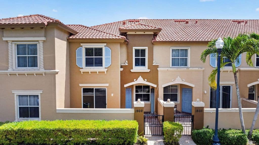 3+1 Condo — 6516 Morgan Hill Trail #1802