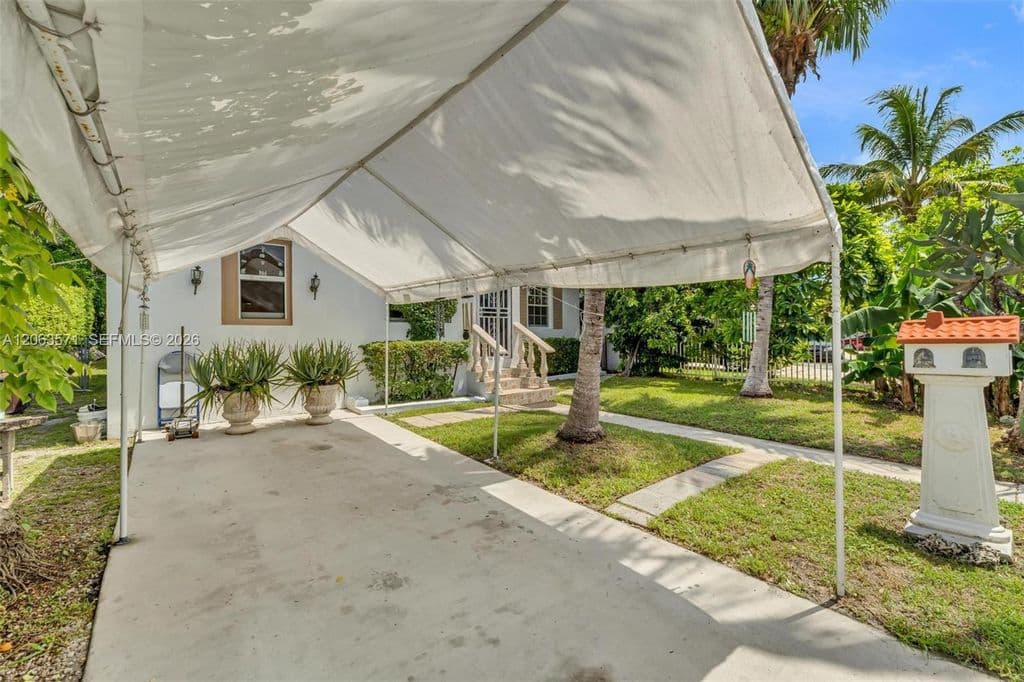 2-bedroom Single-Family Home — 2001 NW 51st St