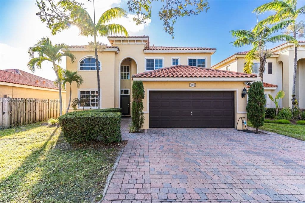 4-bedroom Single-Family Home — 1760 NE 36th Ave