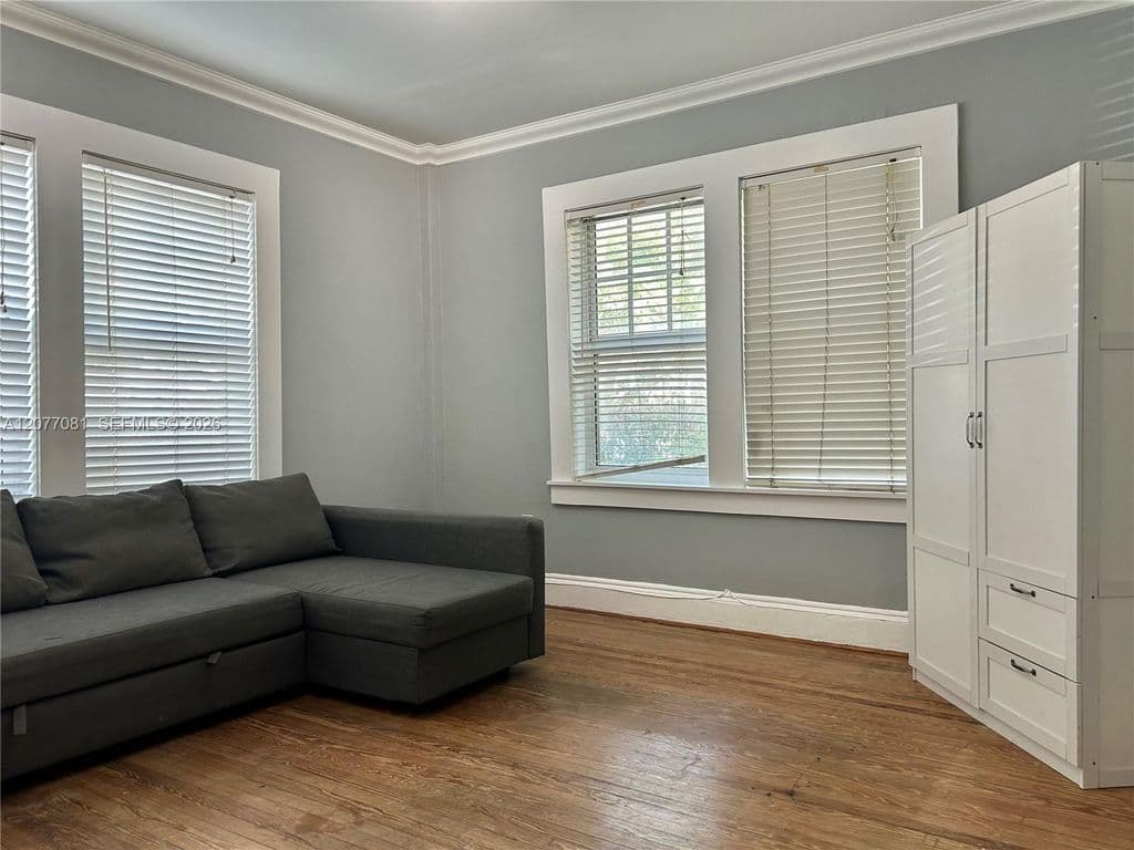 1-bedroom Condo — 536 14th St APT 107