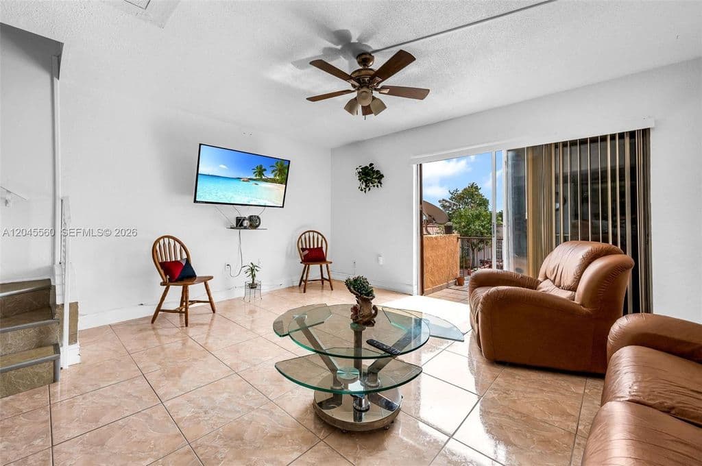 2-bedroom Condo — 6600 W 2nd Ct #24
