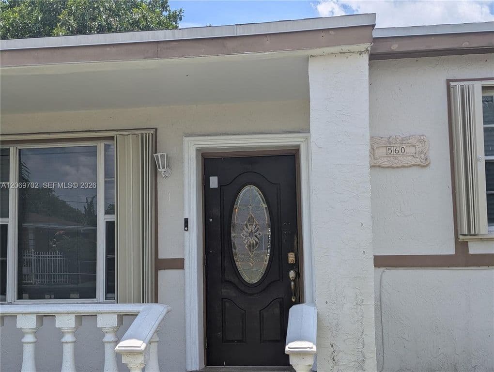 3-bedroom Single-Family Home — 560 NW 184th Ter