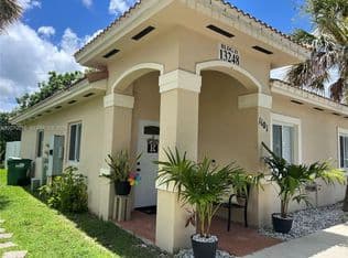 3+1 Townhouse — 13248 Old Biscayne Dr APT 1101, Homestead, 33033