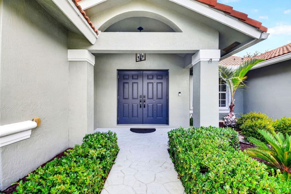 3-bedroom Single-Family Home — 6170 Pitch Lane