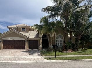 5-bedroom Single-Family Home — 3804 Victoria Road, West Palm Beach, 33411