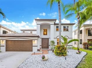 5+1 Müstakil ev — 4394 Fox Ridge Dr, Weston, 33331
