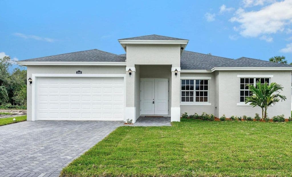 4-bedroom Single-Family Home — 13464 72nd Court N