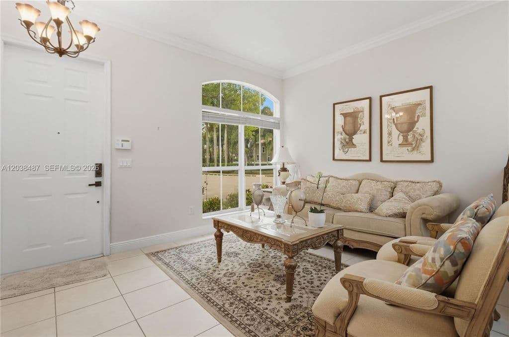 4+1 Müstakil ev — 4813 SW 155th Ter