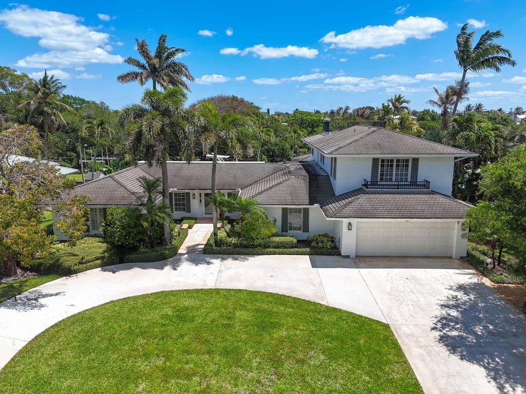 4-bedroom Single-Family Home — 938 Turner Quay