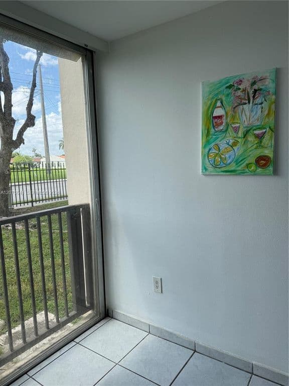 2+1 Condo — 9401 SW 4th St APT 103