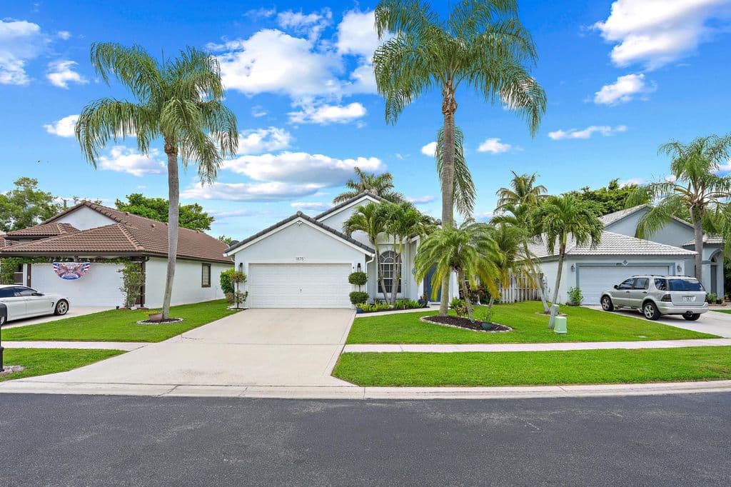 3-bedroom Single-Family Home — 1875 Oak Berry Circle