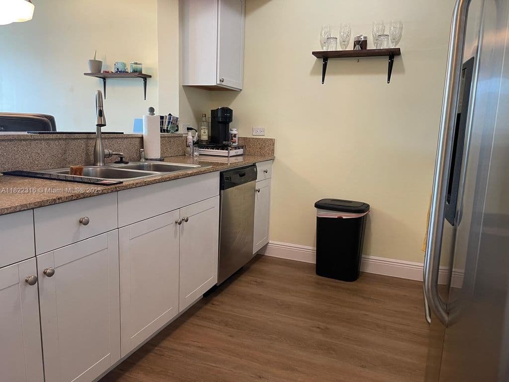 1-bedroom Condo — 117 NW 42nd Ave APT 1506