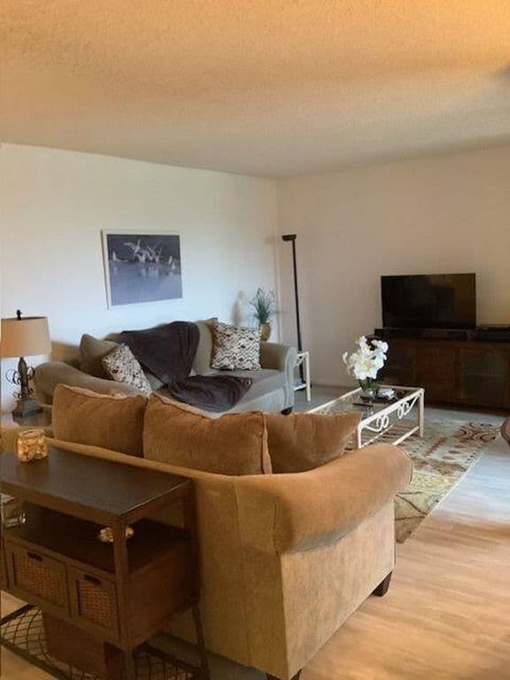 2-bedroom Condo — 450 Egret Circle #9209
