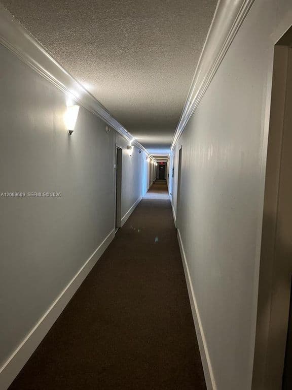 2-bedroom Condo — 2020 NE 135th St APT 609