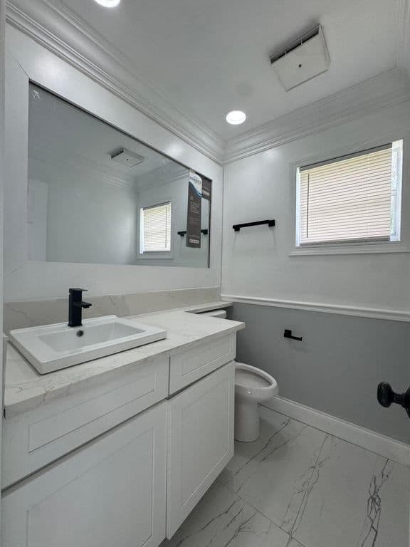 2-bedroom Property — 613 NW 47TH Street
