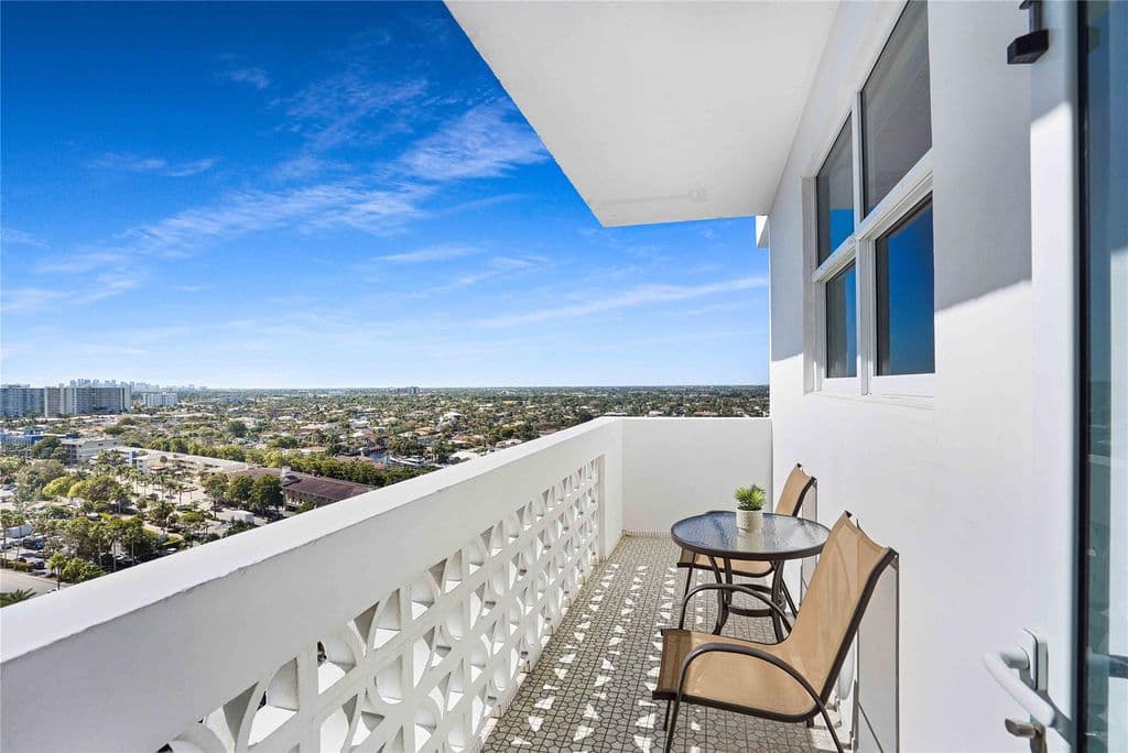 2-bedroom Property — 4250 GALT OCEAN Drive #PHB