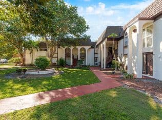 2-bedroom Condo — 6181 NW 57TH Street #107, Fort Lauderdale, 33319