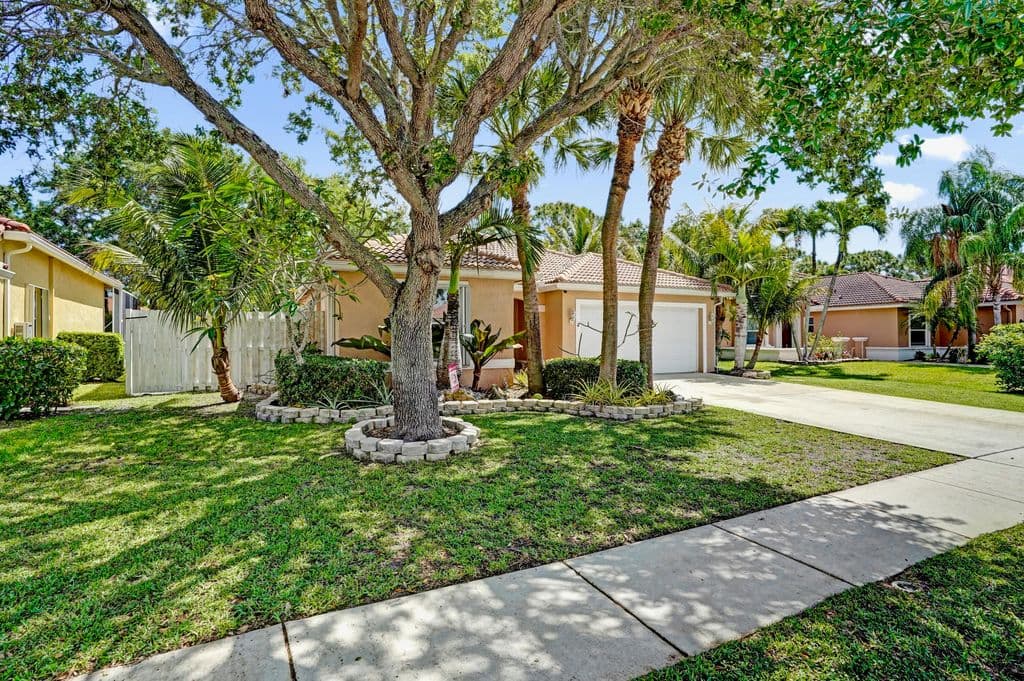 3+1 Müstakil ev — 6214 Sand Hills Circle