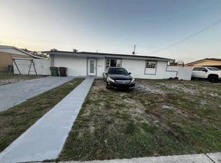 4-bedroom Single-Family Home — 1271 W 79th St, Hialeah, 33014