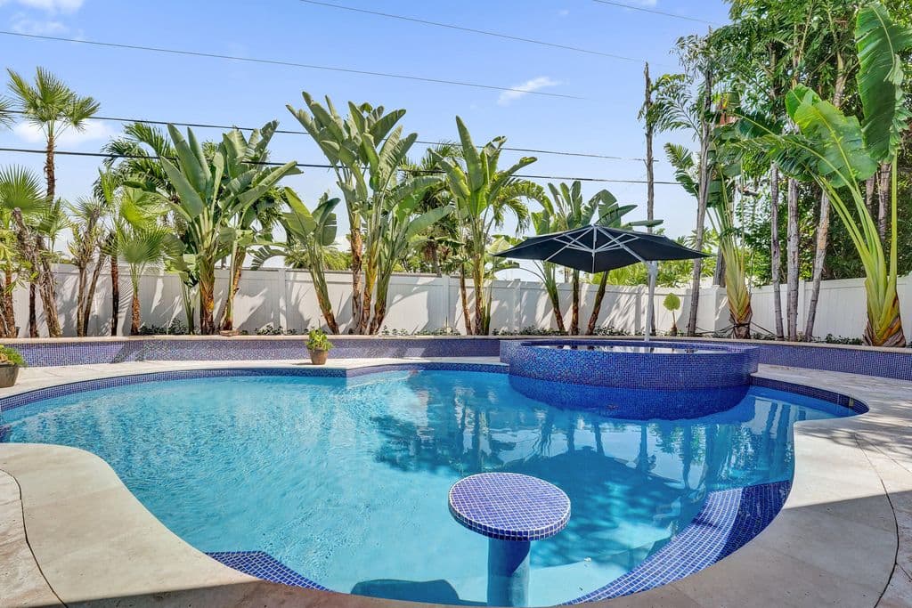 4-bedroom Single-Family Home — 2601 NE 29TH Street