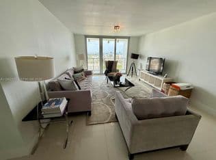 2-bedroom Condo — 2780 NE 183rd St APT 2107, Aventura, 33160