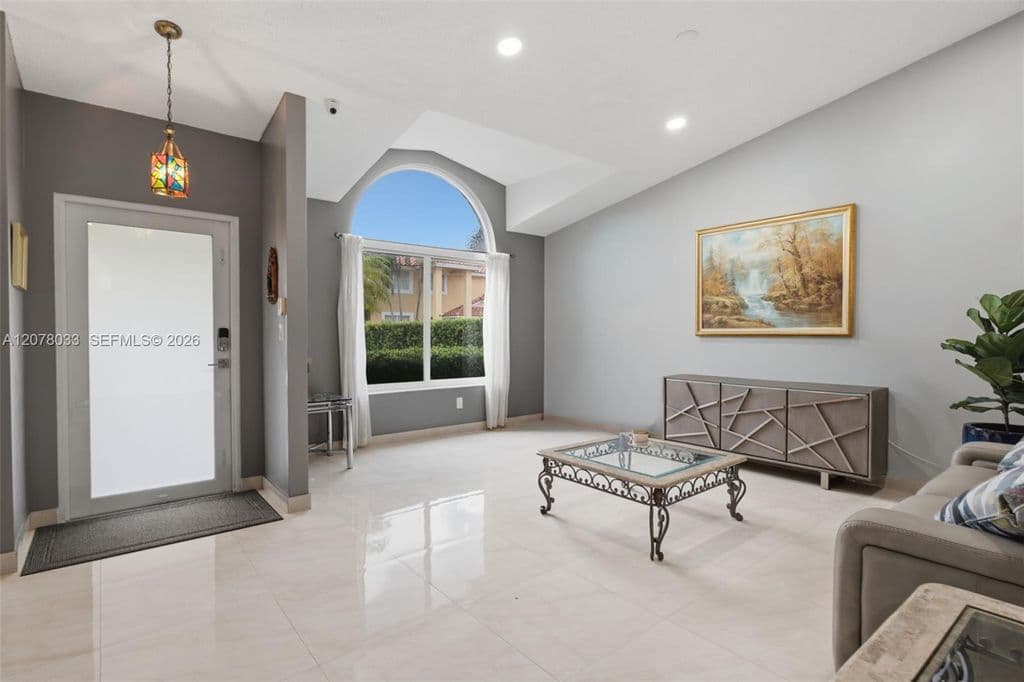 3+1 Müstakil ev — 10887 SW 152nd Pl