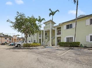2-bedroom Condo — 373 NE 26th Pl Unit 102, Homestead, 33033