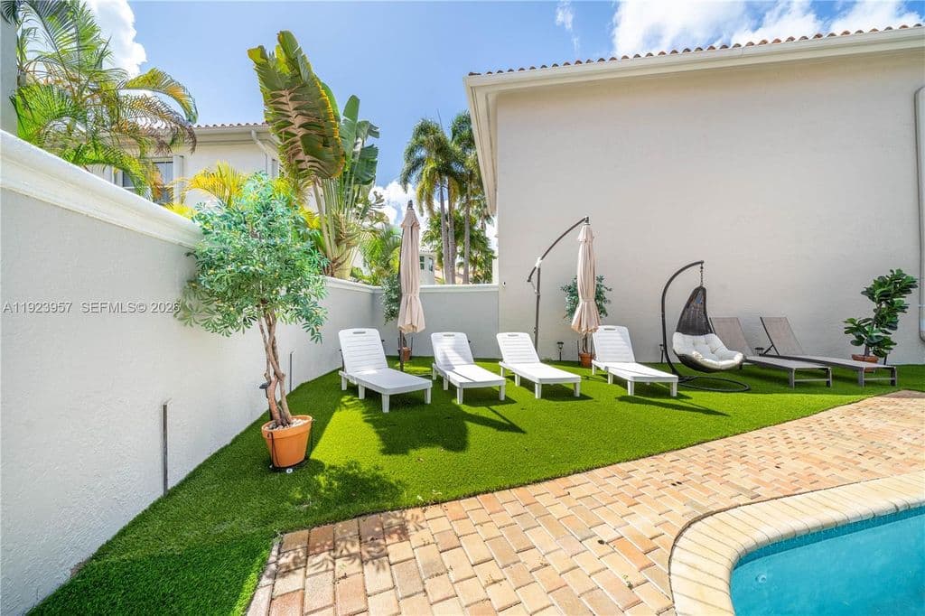 5+1 Müstakil ev — 1547 Mariner Way