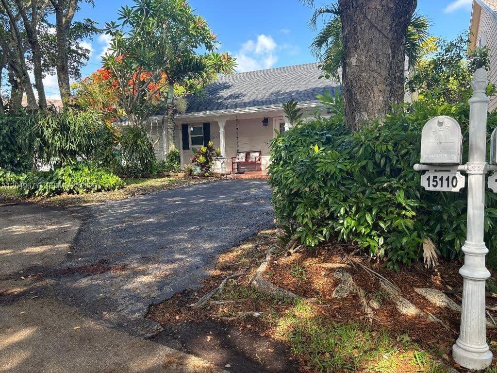 2+1 Müstakil ev — 15110 SW 141st Ct