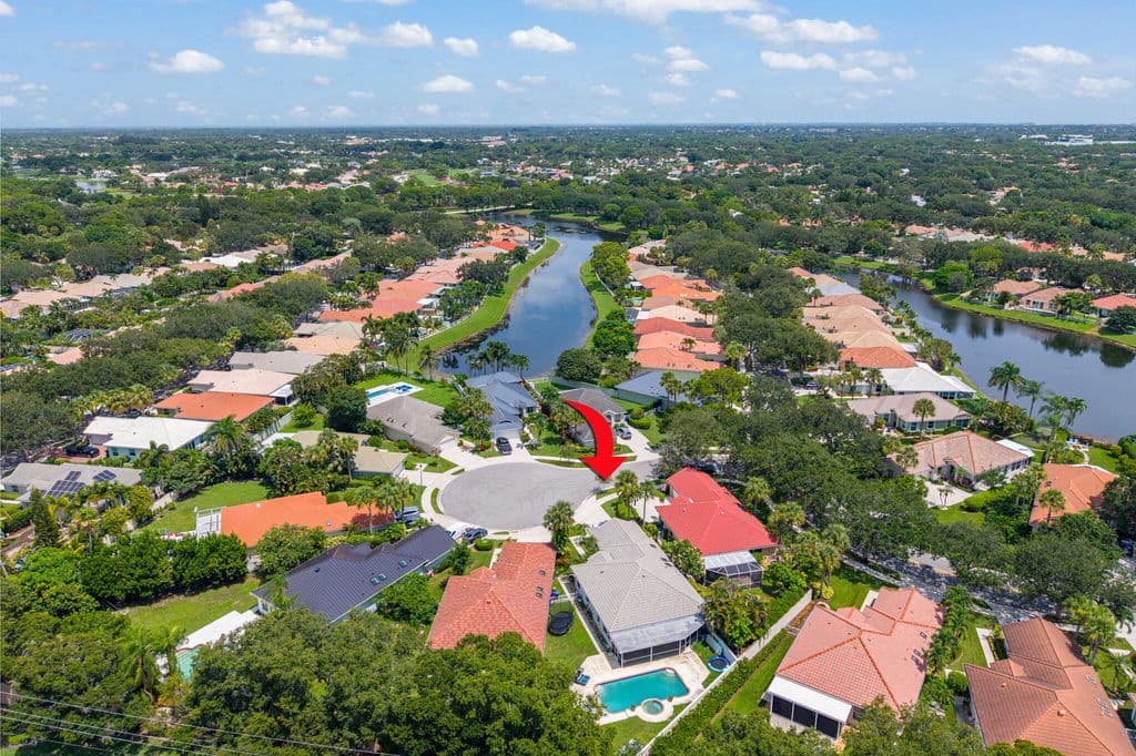 3-bedroom Single-Family Home — 218 HAMPTON Court