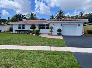 4+1 Müstakil ev — 4872 NW 6TH Court, Plantation, 33317