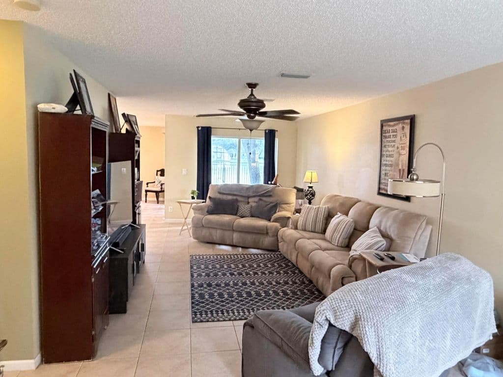 3+1 Müstakil ev — 6718 Duval Avenue