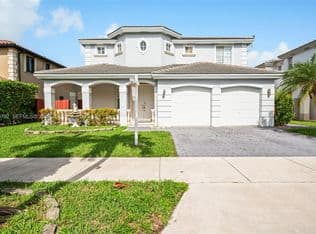 4-bedroom Single-Family Home — 6504 SW 166th Ct, Miami, 33193