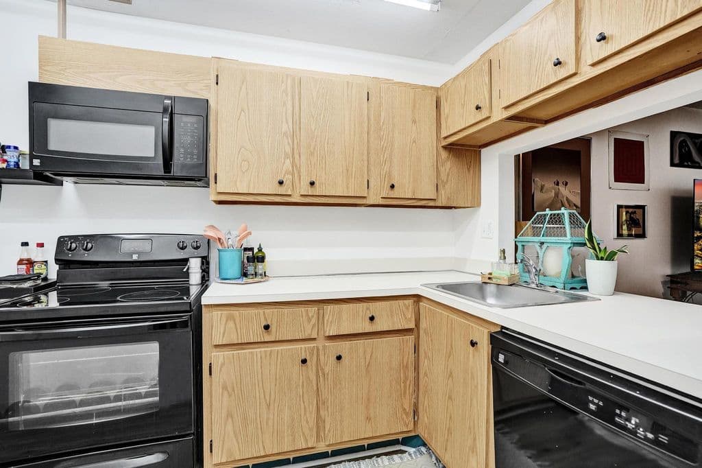 2+1 Condo — 9460 TANGERINE Place #408