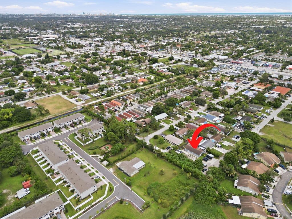 4+1 Mülk — 4737 BOATMAN Street