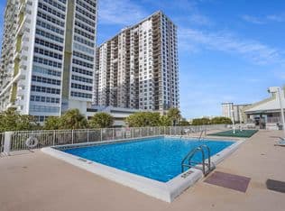 2-bedroom Condo — 111 Briny Avenue #19-09, Pompano Beach, 33062