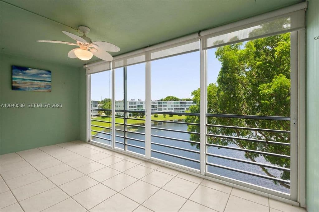 2-bedroom Condo — 4001 Ashby Cir #C