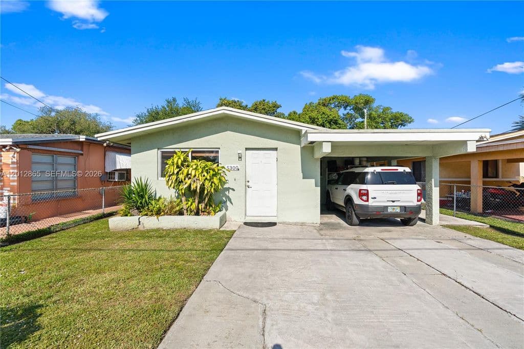 3-bedroom Single-Family Home — 5300 NW 30th Pl