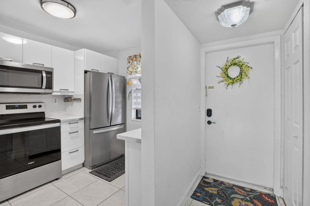 2+1 Condo — 2793 NW 104th Avenue #203