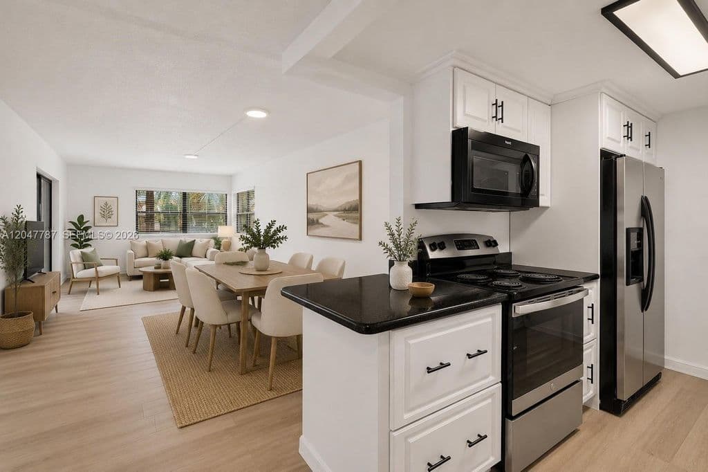 2-bedroom Condo — 220 Lakeview Dr APT 210