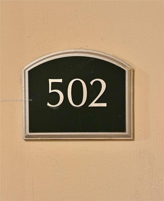 2-bedroom Condo — 1690 SW 27th Ave APT 502