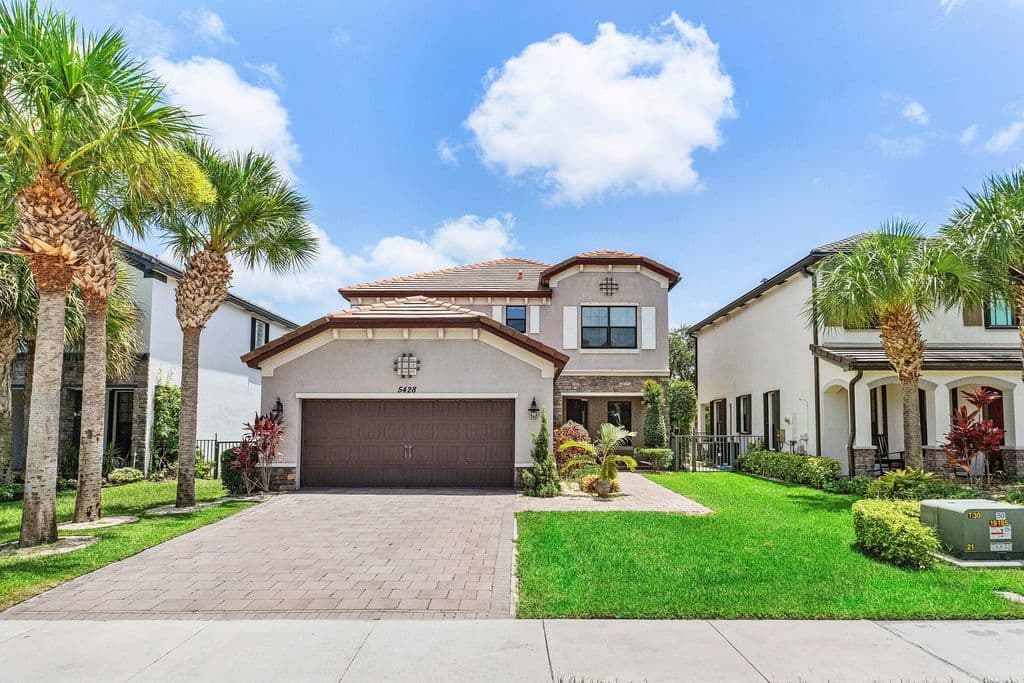 5+1 Müstakil ev — 5428 Sandbirch Way