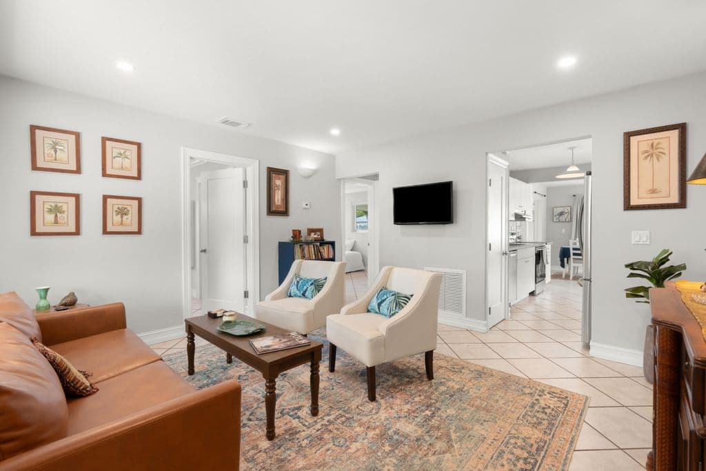 2-bedroom Single-Family Home — 4761 NE 2ND Terrace