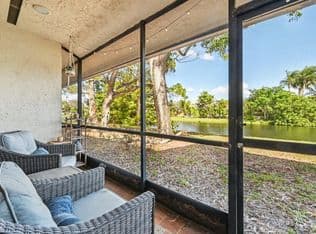 2-bedroom Condo — 22 Via De Casas #103, Boynton Beach, 33426