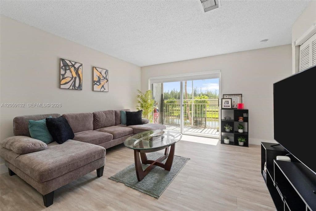 3+1 Condo — 4736 NW 114th Ave Unit 205
