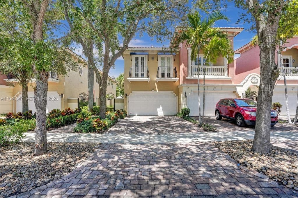 3-bedroom Property — 1115 NE 14th Ave