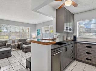 1-bedroom Condo — 492 W Tilford, Deerfield Beach, 33442